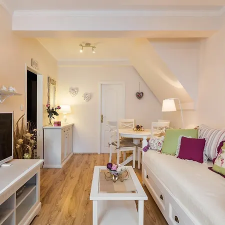 Suzy Apartment *