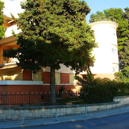 Suzy Apartment